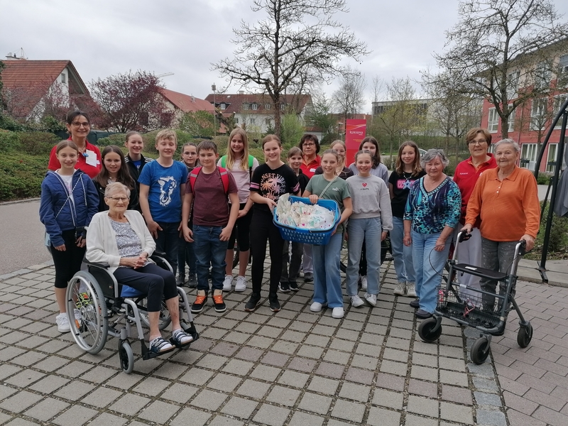 Gruppenfoto Aktion Seniorenheim Au Kopie