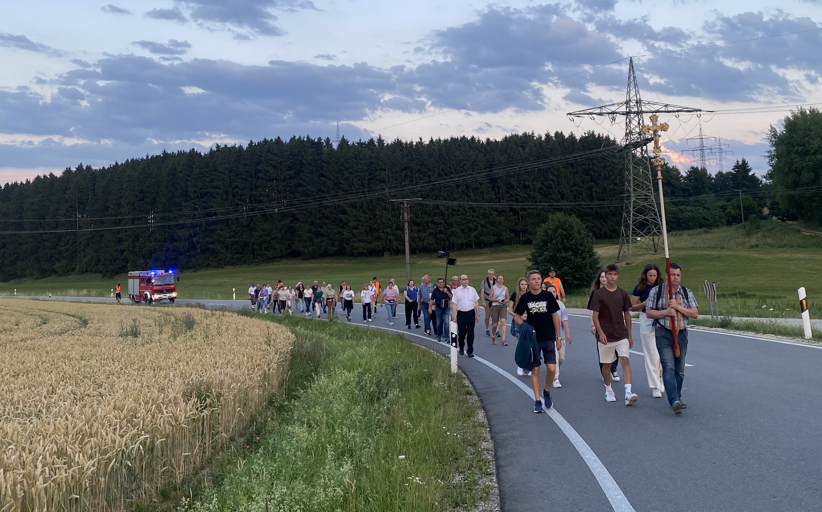 Gruppe Fusswallfahrer aus Au